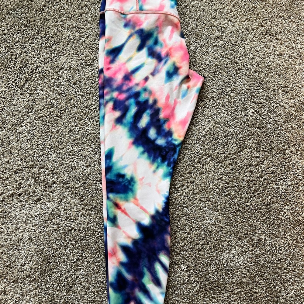 Athleta women’s Medium  Tie-Dye Leggings in Pink, Blue & Green